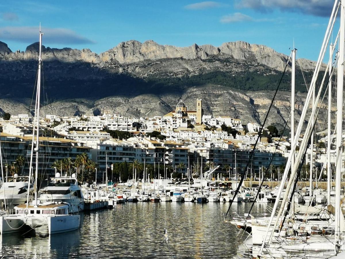 Happy Beachfront Apartment Αλτέα Εξωτερικό φωτογραφία
